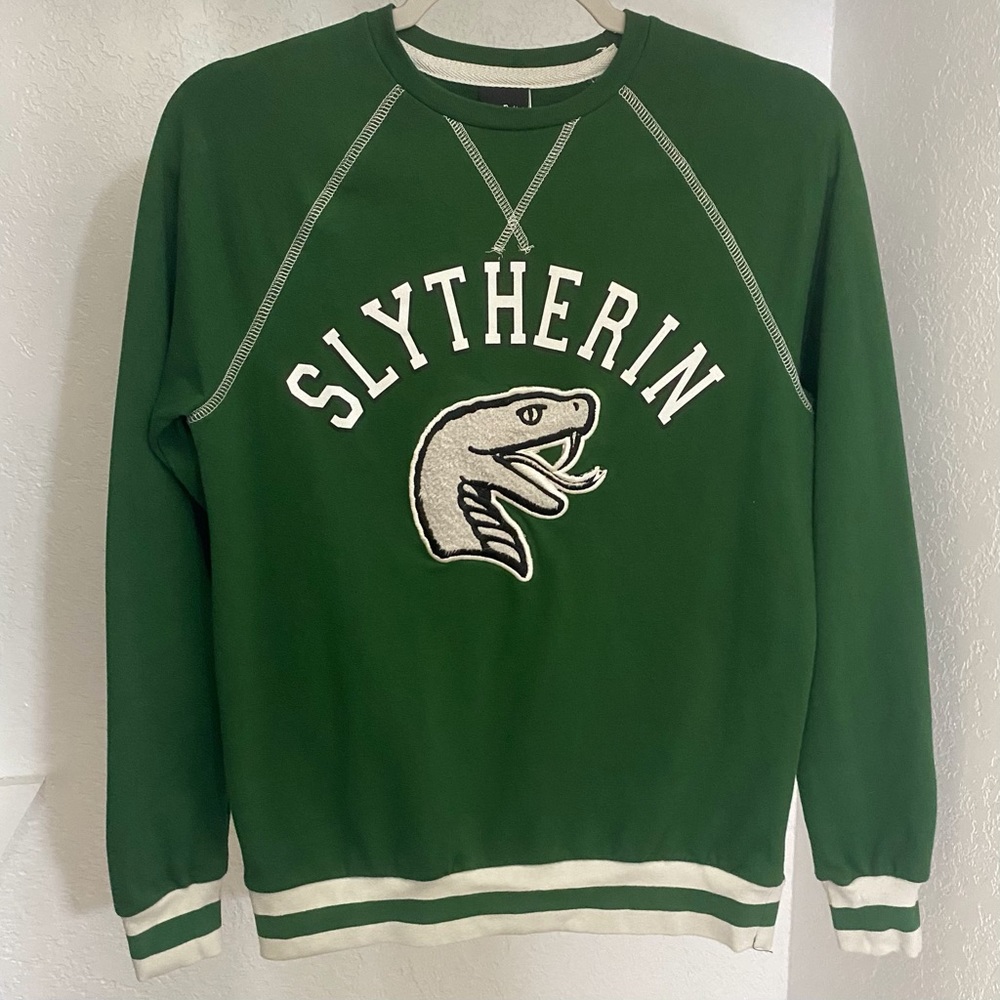 Harry Potter Slytherin Collegiate Crewneck BoxLunch Snake Patch Long Sleeve